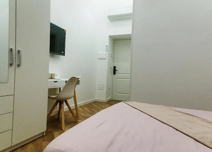 Affittacamere La Casa Dei Fiori Napoli